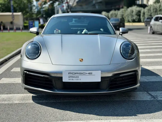 Porsche 911 — Фото автомобиля 2