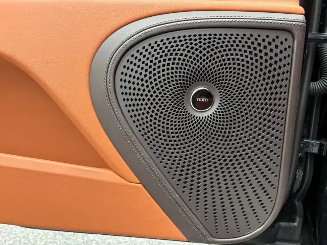 Bentley Flying Spur — Фото автомобиля 15