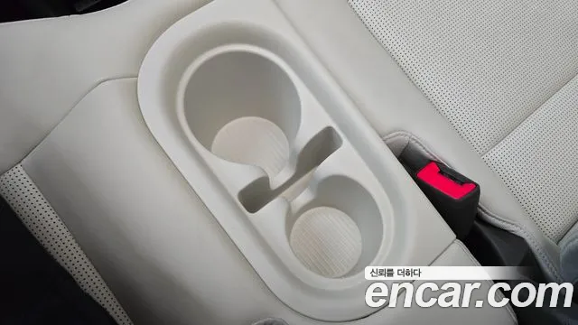 Hyundai Casper Electric — Фото автомобиля 30