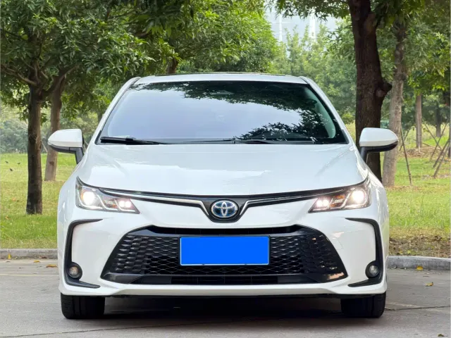 Toyota Corolla — Фото автомобиля 2