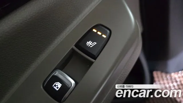 Kia Canival — Фото автомобиля 19