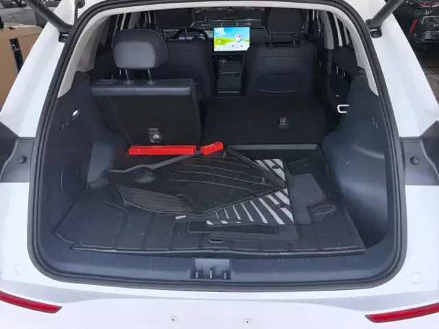 Geely Galaxy E5 — Фото автомобиля 4