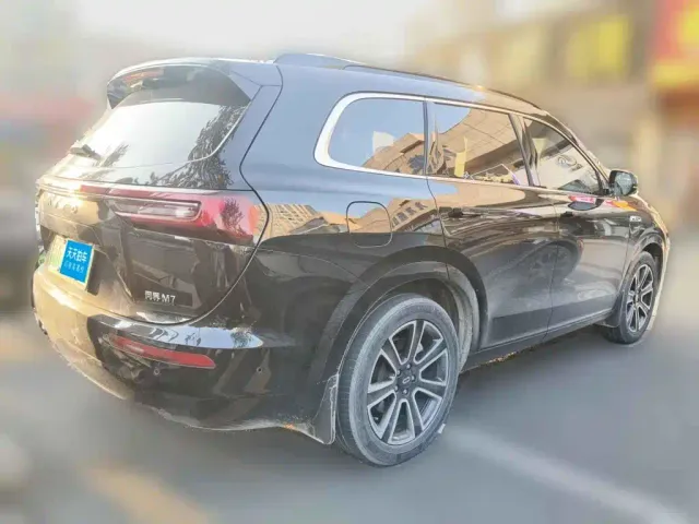 Aito M7 — Фото автомобиля 5