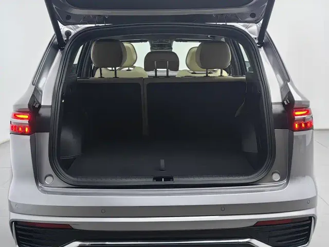 Geely Xingyue L — Фото автомобиля 16