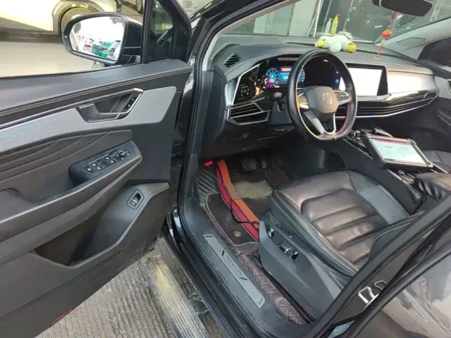 Volkswagen Volkswagen Talagon 2021 330TSI 2WD Luxury Premium Edition — Фото автомобиля 15