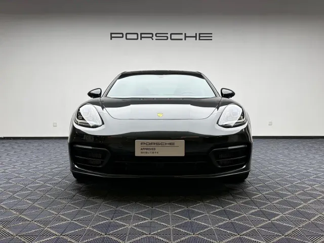 Porsche Panamera — Фото автомобиля 8