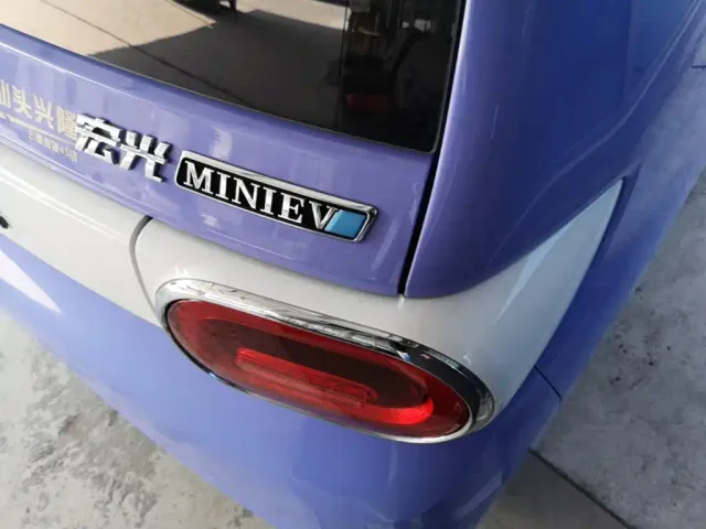Wuling Hongguang Mini EV — Фото автомобиля 7