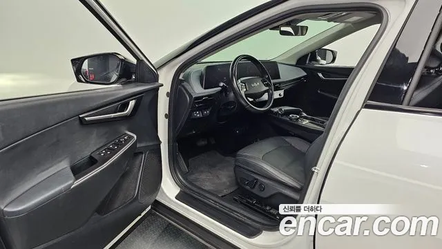 Kia EV6 — Фото автомобиля 16