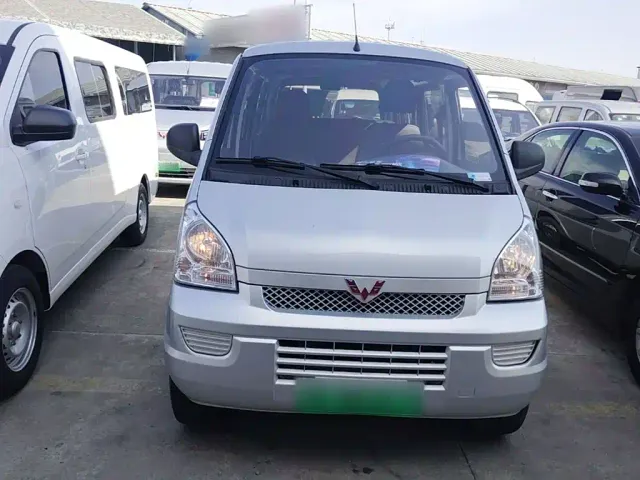 Wuling Rongguang EV — Фото автомобиля 2