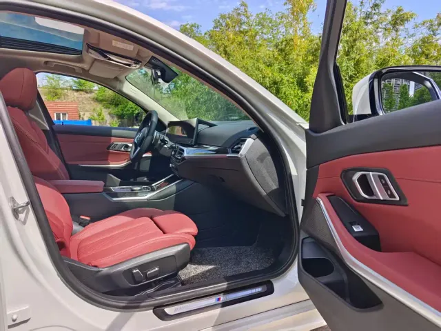 BMW 3 Series — Фото автомобиля 19