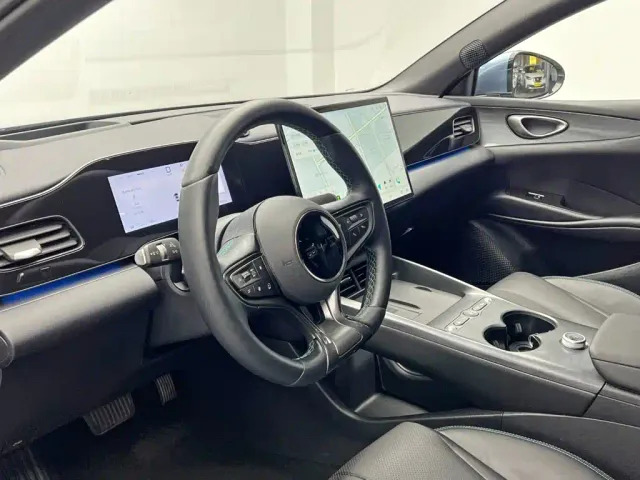 BYD Seal 06 — Фото автомобиля 13