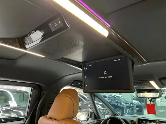Toyota Alphard — Фото автомобиля 15