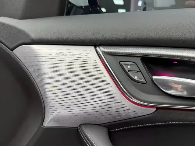 Cadillac CT5 — Фото автомобиля 10