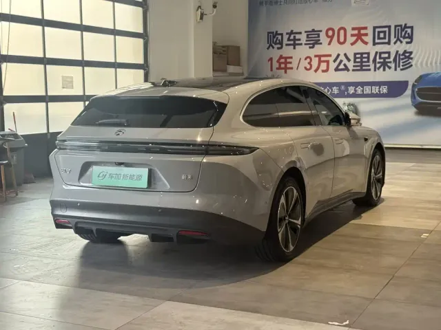 Nio ET5 Touring — Фото автомобиля 7