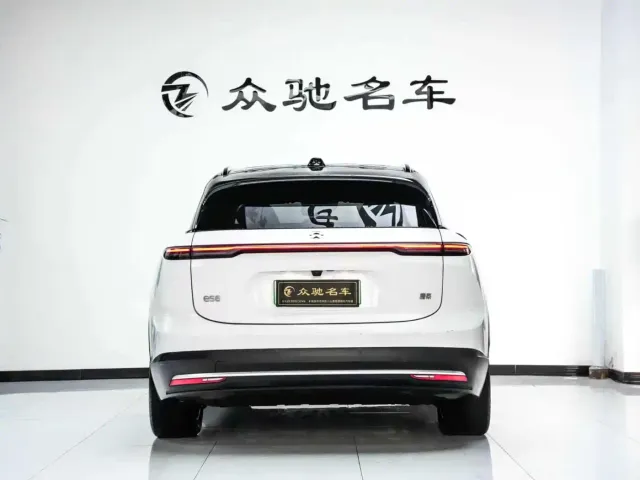 Nio ES6 — Фото автомобиля 11