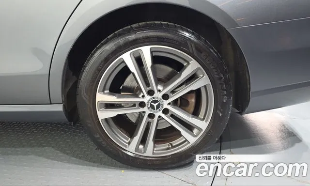 Mercedes-Benz E-Class W213 — Фото автомобиля 6