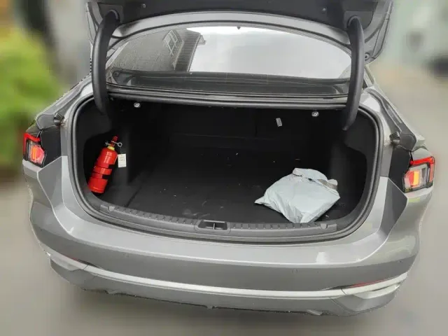 Ford Mondeo — Фото автомобиля 20