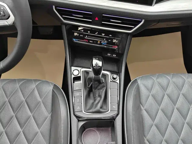 Volkswagen Sagitar — Фото автомобиля 16