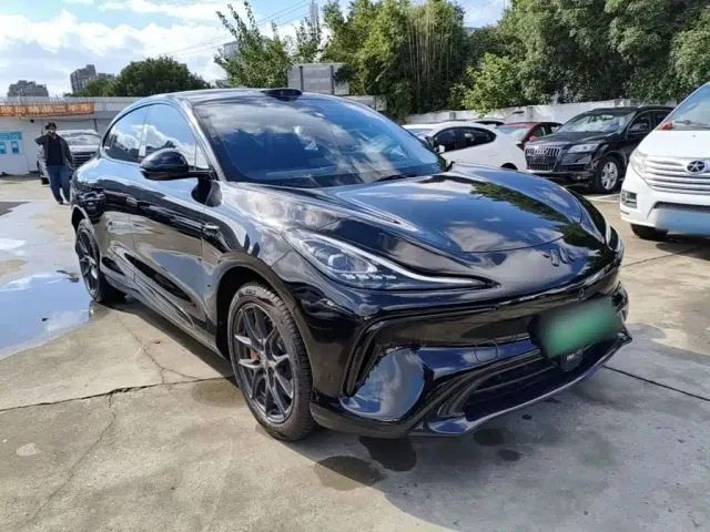 IM Motors LS6 — Фото автомобиля 3
