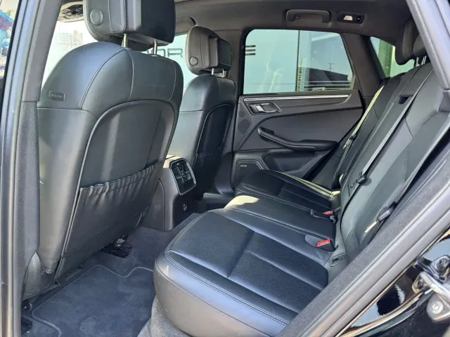 Porsche Macan — Фото автомобиля 15