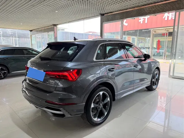 Audi Q3 — Фото автомобиля 4