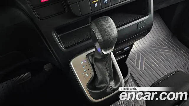 Hyundai Staria Staria Tourer 11 мест — Фото автомобиля 9
