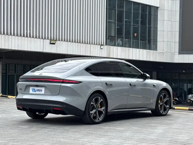 Nio ET5 — Фото автомобиля 5