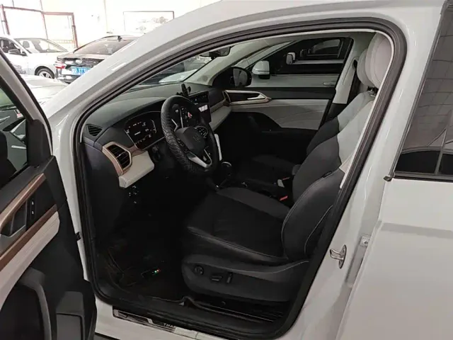Volkswagen Tharu — Фото автомобиля 15