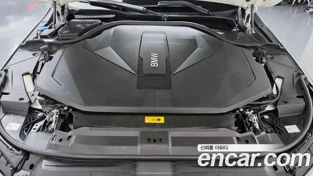 BMW i5 G60 — Фото автомобиля 9