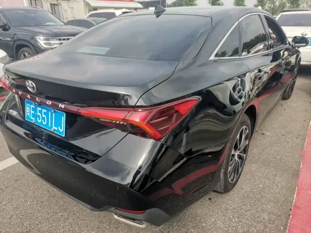 Toyota Avalon — Фото автомобиля 9