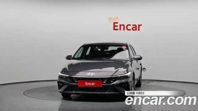 Hyundai AVANTE Новый Avante (CN7) — Фото автомобиля 3