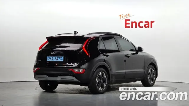 Kia Niro — Фото автомобиля 2