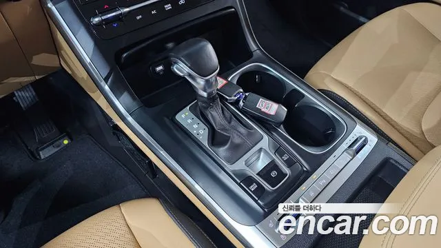 Kia Canival Carnival 4 поколение 9 мест Prestige — Фото автомобиля 9