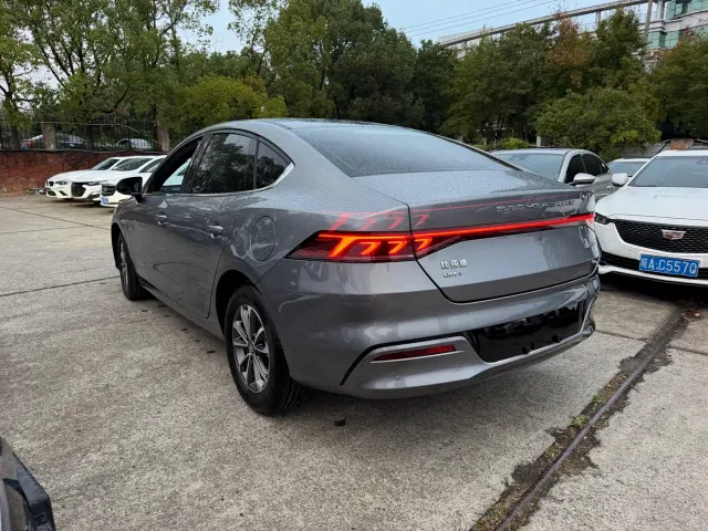 BYD Qin PLUS — Фото автомобиля 7