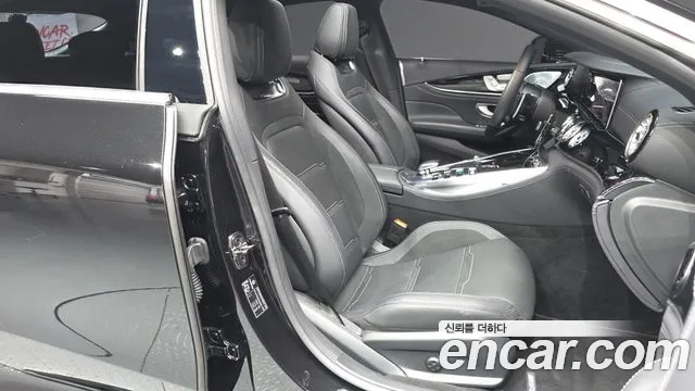 Mercedes-Benz AMG GT 4 двери 43 4MATIC+ — Фото автомобиля 11