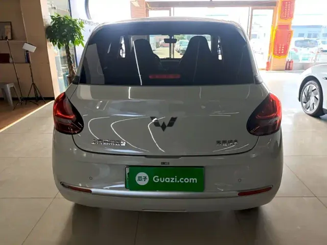 Wuling Bingo — Фото автомобиля 5