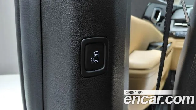 Kia Canival Carnival 4 поколение Бензин 9 мест Noblesse — Фото автомобиля 16