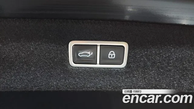 Genesis G90 Бензин 3.5 турбо AWD — Фото автомобиля 27