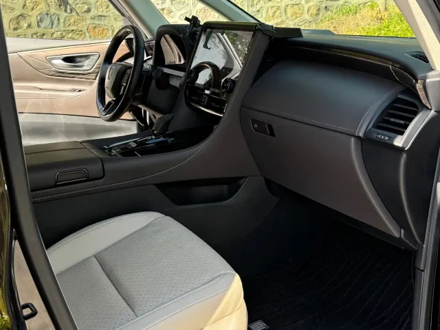 Toyota Vellfire — Фото автомобиля 10