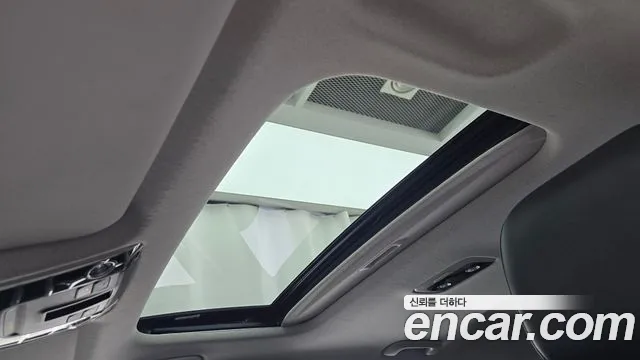Kia Niro The All New — Фото автомобиля 22