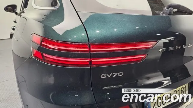 Genesis GV70 2.5T Бензин AWD — Фото автомобиля 22