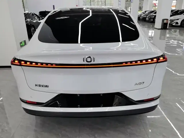 Changan Qiyuan A07 — Фото автомобиля 5