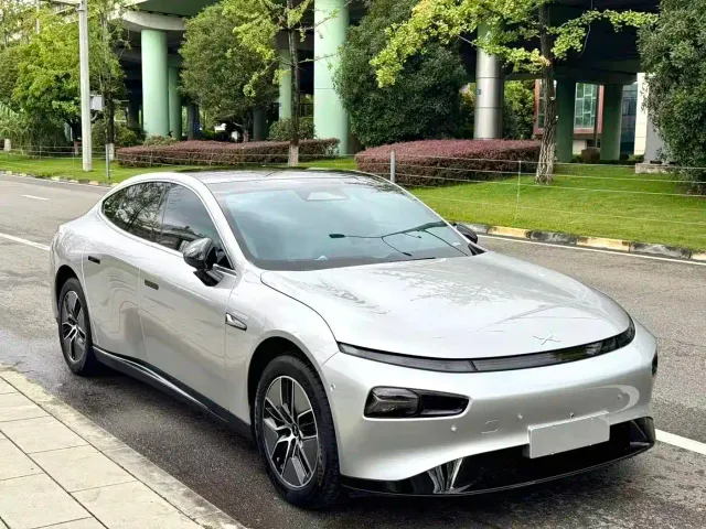 Xpeng P7 — Фото автомобиля 3