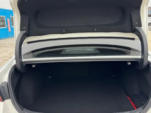 Mazda Axela — Фото автомобиля 21
