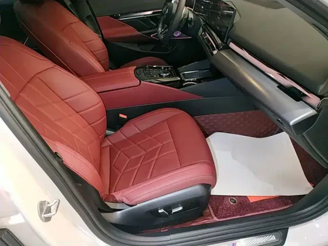 BMW 5 Series — Фото автомобиля 24