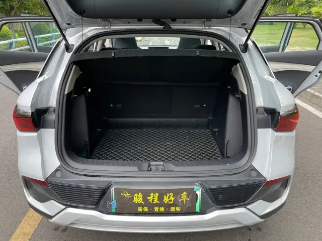 BYD Yuan PLUS 2022 430KM Premium — Фото автомобиля 21