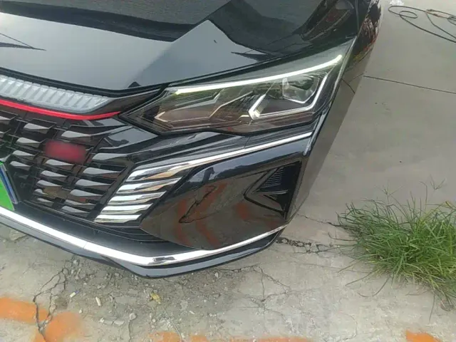 Dongfeng Yixuan MAX — Фото автомобиля 23