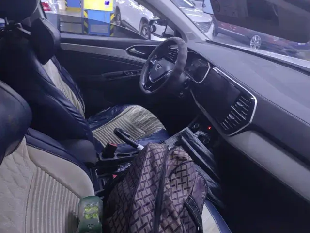 Jetta VS5 — Фото автомобиля 8