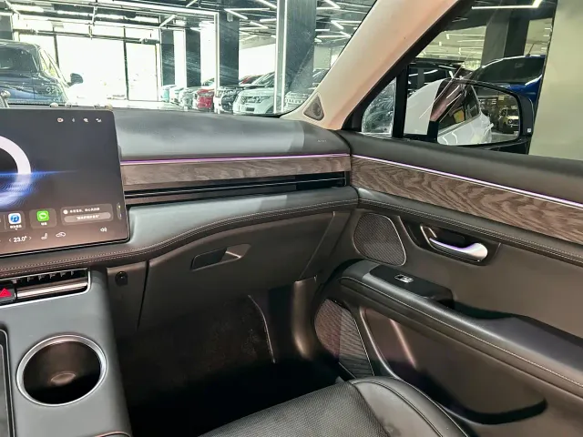 AITO Wenjie AITO M5 2022 Extended Range AWD Performance Edition — Фото автомобиля 27