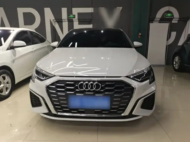 Audi A3 — Фото автомобиля 2